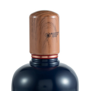 創(chuàng)意酒包裝設(shè)計國密暢享董香型白酒單瓶裝產(chǎn)品包裝設(shè)計欣賞(圖3)
