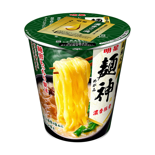 明星面神杯濃香豬骨明星食品面類包裝設(shè)計(圖1)